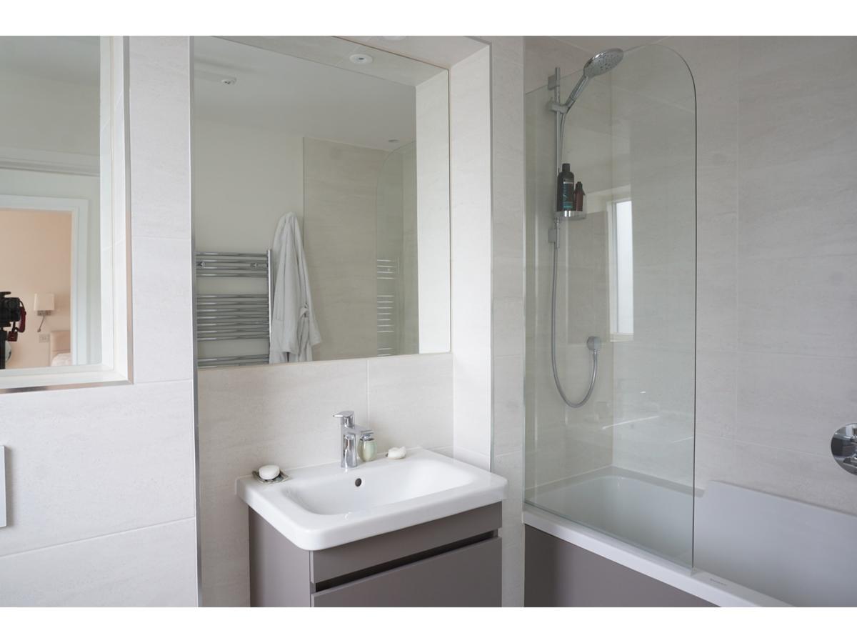 Modern, Spacious 2Br Flat In Οξφόρδη Εξωτερικό φωτογραφία